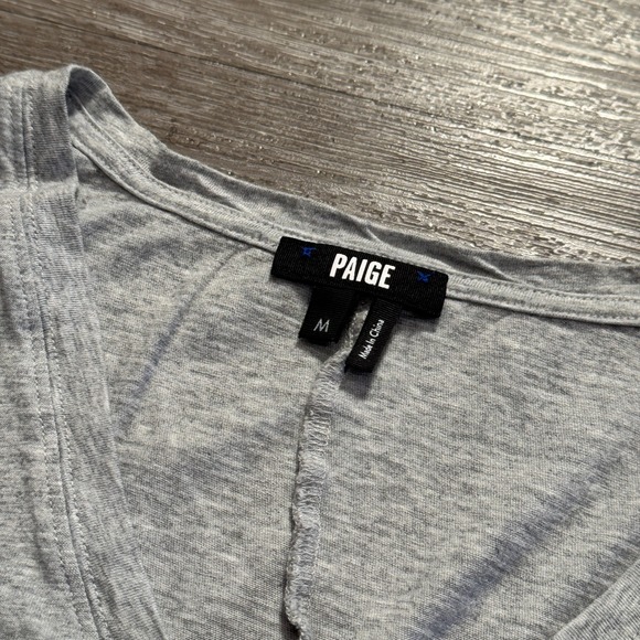 Paige Shirt Womens Medium Gray V Neck Short Sleeve Tee Cotton Blend Lounge Adult - Picture 3 of 8